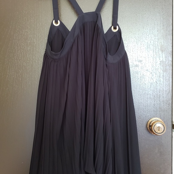 ⛔️Gone to Goodwill!⛔️ Michael Kors Top - Picture 4 of 5